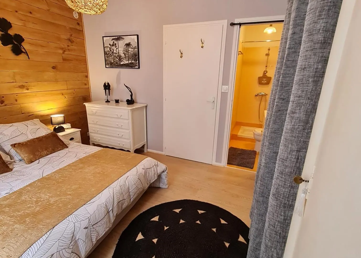 アパート Bel Appartement « Les Monts Du Cantal » ミュラ フランス