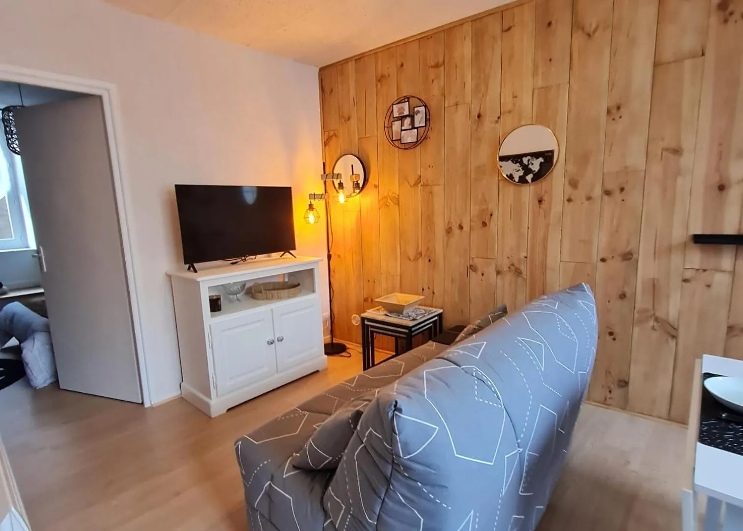Bel Appartement « Les Monts Du Cantal » ミュラ 0*,